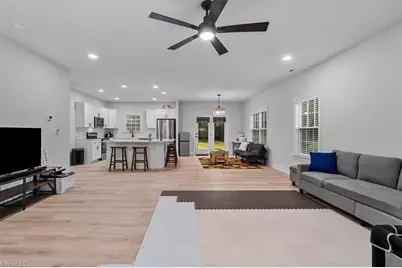 5305 Ridgefall Road, Greensboro, NC 27410 - Photo 6