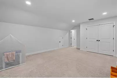 5305 Ridgefall Road, Greensboro, NC 27410 - Photo 34