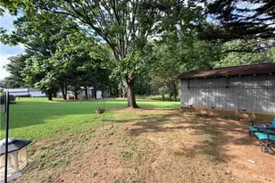776 Country Club Dr, State Road, NC 28676 - Photo 34