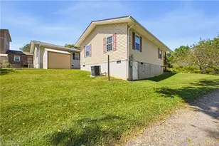 219 E Oakview Rd, Asheville, NC 28806 - Photo 26