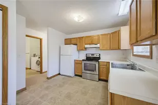 219 E Oakview Rd, Asheville, NC 28806 - Photo 14