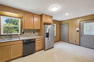 182 Regency Dr, Reidsville, NC 27320 - Photo 10