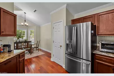 21 Crestbrook Court, Greensboro, NC 27455 - Photo 14