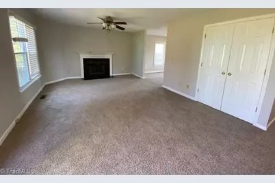 7 Woodlea Ridge Court, Greensboro, NC 27406 - Photo 4