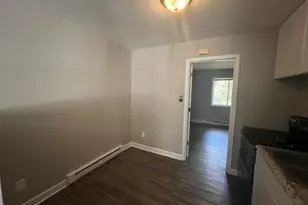201 Woodnell St, Greensboro, NC 27405 - Photo 6