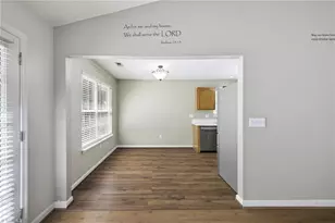 572 Orchard Ridge Ln, Greensboro, NC 27455 - Photo 8