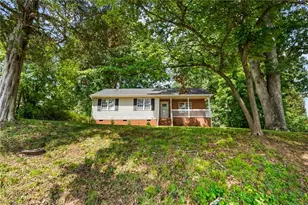 2497 E Sprague St, Winston-Salem, NC 27107 - Photo 2