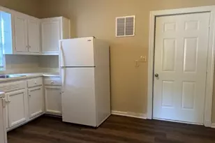 1015 Cranbrook St, Greensboro, NC 27407 - Photo 2