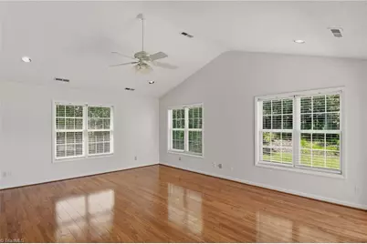 3338 Timberwolf Avenue, High Point, NC 27265 - Photo 12