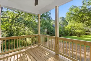 1305 E Willowbrook Dr, Burlington, NC 27215 - Photo 18