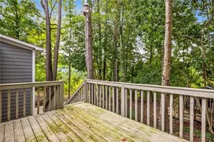 8 Barrett Pl, Greensboro, NC 27455 - Photo 22