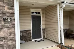 1219 Evelynnview Ln, Kernersville, NC 27284 - Photo 2
