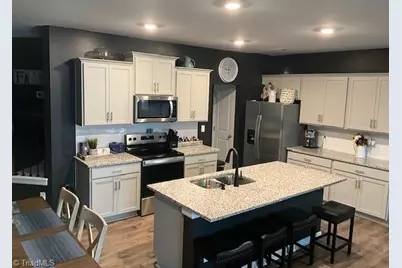 1219 Evelynnview Lane, Kernersville, NC 27284 - Photo 10