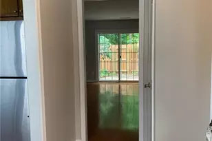 4341 Baylor St, Greensboro, NC 27455 - Photo 4