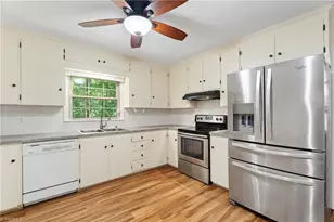 4399 Bridalcreek W, Winston-Salem, NC 27106 - Photo 10