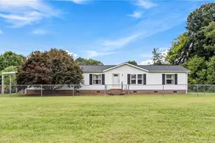 2167 U.S. Hwy 64 W, Mocksville, NC 27028 - Photo 2