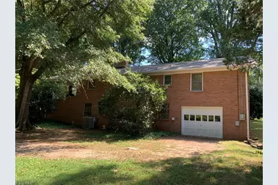 2315 Frederick Drive, Winston-Salem, NC 27103 - Photo 2
