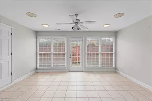 3921 Valley Ct, Winston-Salem, NC 27106 - Photo 8