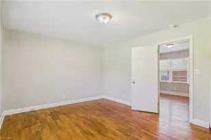 215 McIver St, Greensboro, NC 27403 - Photo 8