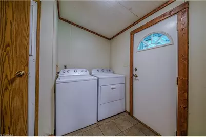 12826 Nc Highway 902, Bear Creek, NC 27207 - Photo 10