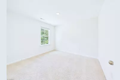 1547 Hamilton Hills Drive, Greensboro, NC 27406 - Photo 14