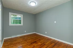 1207 Robin Rd, Eden, NC 27288 - Photo 22