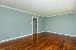 1207 Robin Rd, Eden, NC 27288 - Photo 10