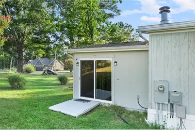 949 Riverview Road Extension, Lexington, NC 27292 - Photo 26