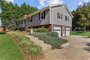 125 Hartley Ln, Pilot Mountain, NC 27041 - Photo 4