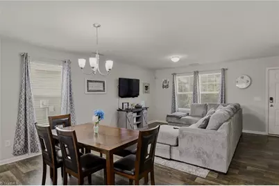 5010 Shorthorn Way, Greensboro, NC 27405 - Photo 2