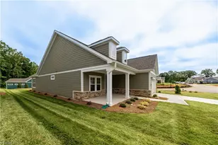 2423 Augusta Dr, Asheboro, NC 27205 - Photo 6