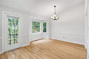 6 Castle Bridge Ct, Greensboro, NC 27407 - Photo 4
