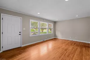 2010 Twain Rd, Greensboro, NC 27405 - Photo 4