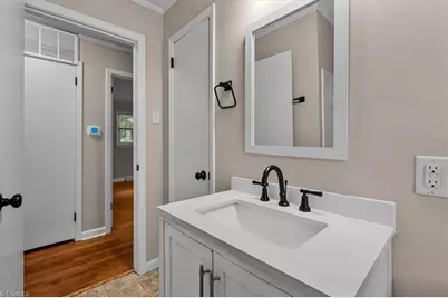 2010 Twain Road, Greensboro, NC 27405 - Photo 22