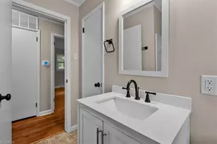 2010 Twain Rd, Greensboro, NC 27405 - Photo 22
