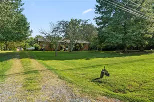 2294 N Old Greensboro Rd, High Point, NC 27265 - Photo 4