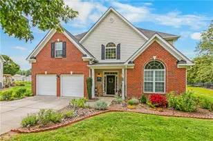 108 Lakepoint Dr, Bermuda Run, NC 27006 - Photo 1