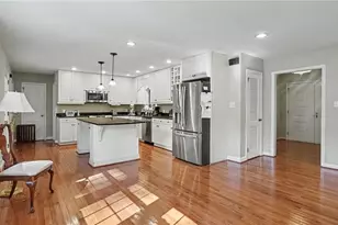 1000 Meade Dr, Greensboro, NC 27410 - Photo 10