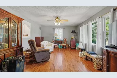 1000 Meade Drive, Greensboro, NC 27410 - Photo 4