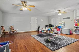 1000 Meade Dr, Greensboro, NC 27410 - Photo 14