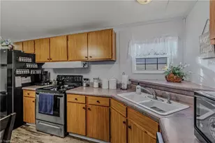 171 Clover Ln, Mount Airy, NC 27030 - Photo 16