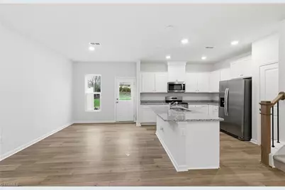 1411 Allegheny  River Street, Greensboro, NC 27405 - Photo 10