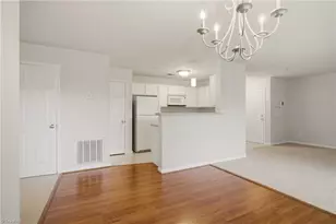 3696 Cotswold Ave, Greensboro, NC 27410 - Photo 10