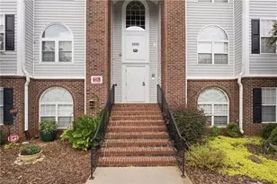 3696 Cotswold Ave, Greensboro, NC 27410 - Photo 2