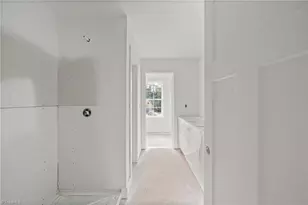 4365 Allen Dr, Winston-Salem, NC 27101 - Photo 12
