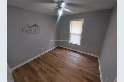 22 King Row, Thomasville, NC 27360 - Photo 8