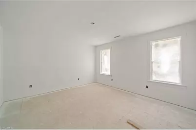 4375 Allen Drive, Winston-Salem, NC 27101 - Photo 10