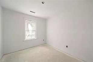 4375 Allen Dr, Winston-Salem, NC 27101 - Photo 14