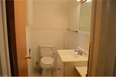 102 Lassiter Drive, High Point, NC 27265 - Photo 6