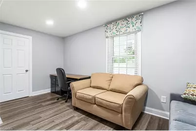 731 W Banner Avenue, Winston-Salem, NC 27127 - Photo 10